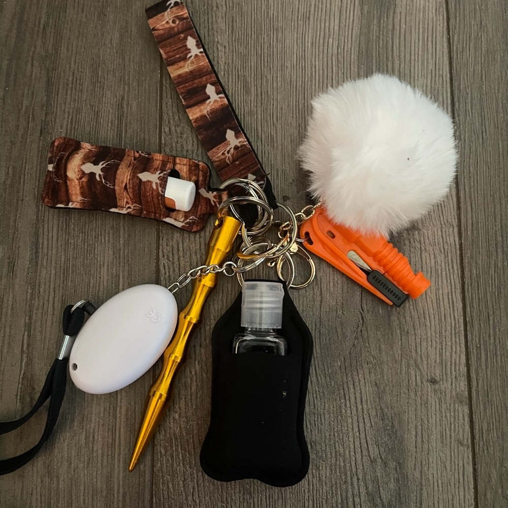 Safety keychains - Picture 7 of 9